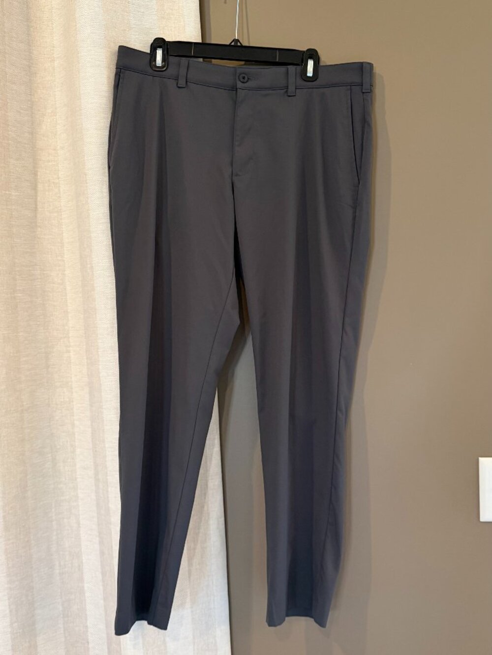 Ben Hogan Gray Performance Stretch Golf Flat Front Pant, Sporty Size 34x30